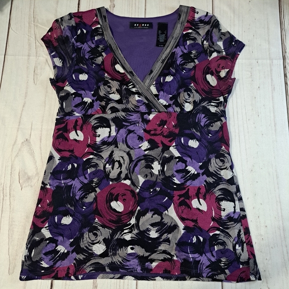 Axcess Tops - Axcess By Liz Claiborne Purple, Gray, and Pink Top Size Large